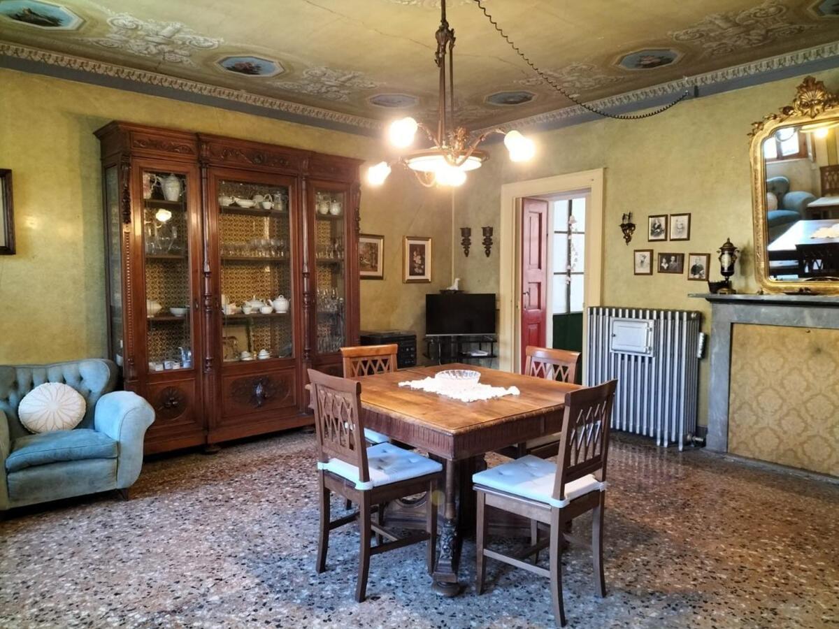 Gio's House Vintage Style *